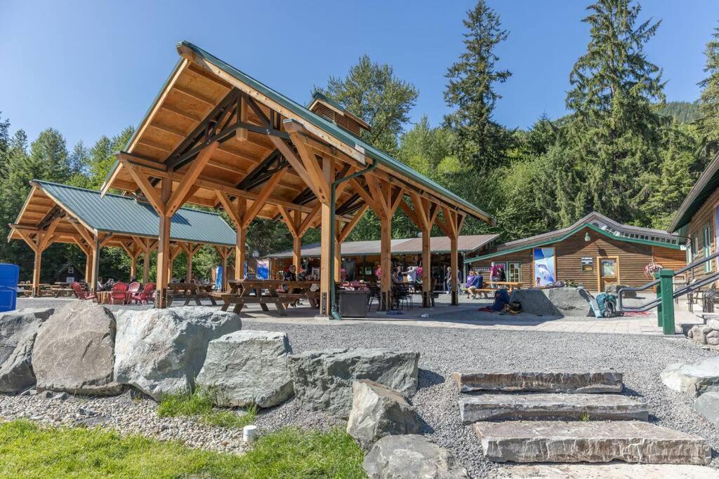 R & R Chalet At Mt. Rainier Ashford Luaran gambar